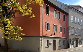 Hinterm Marstall 2